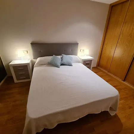Apartamentos Vive Viveiro Exterior photo