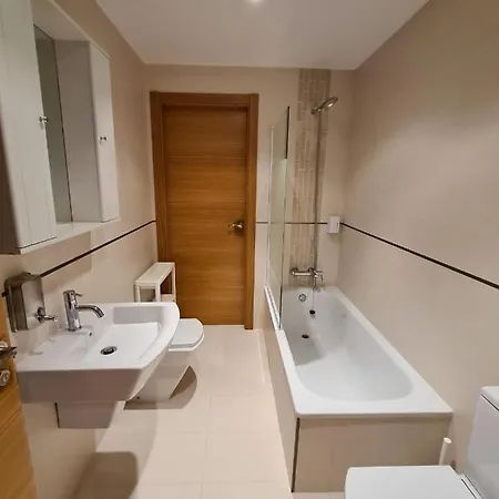 Apartamentos Vive Viveiro Exterior photo